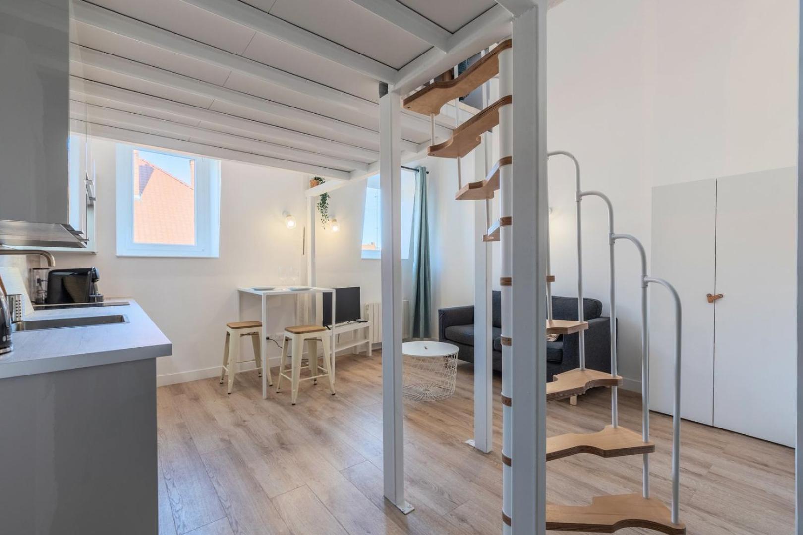 1 Bedroom Duplex Apartment, With Parking 투르쿠앵 외부 사진