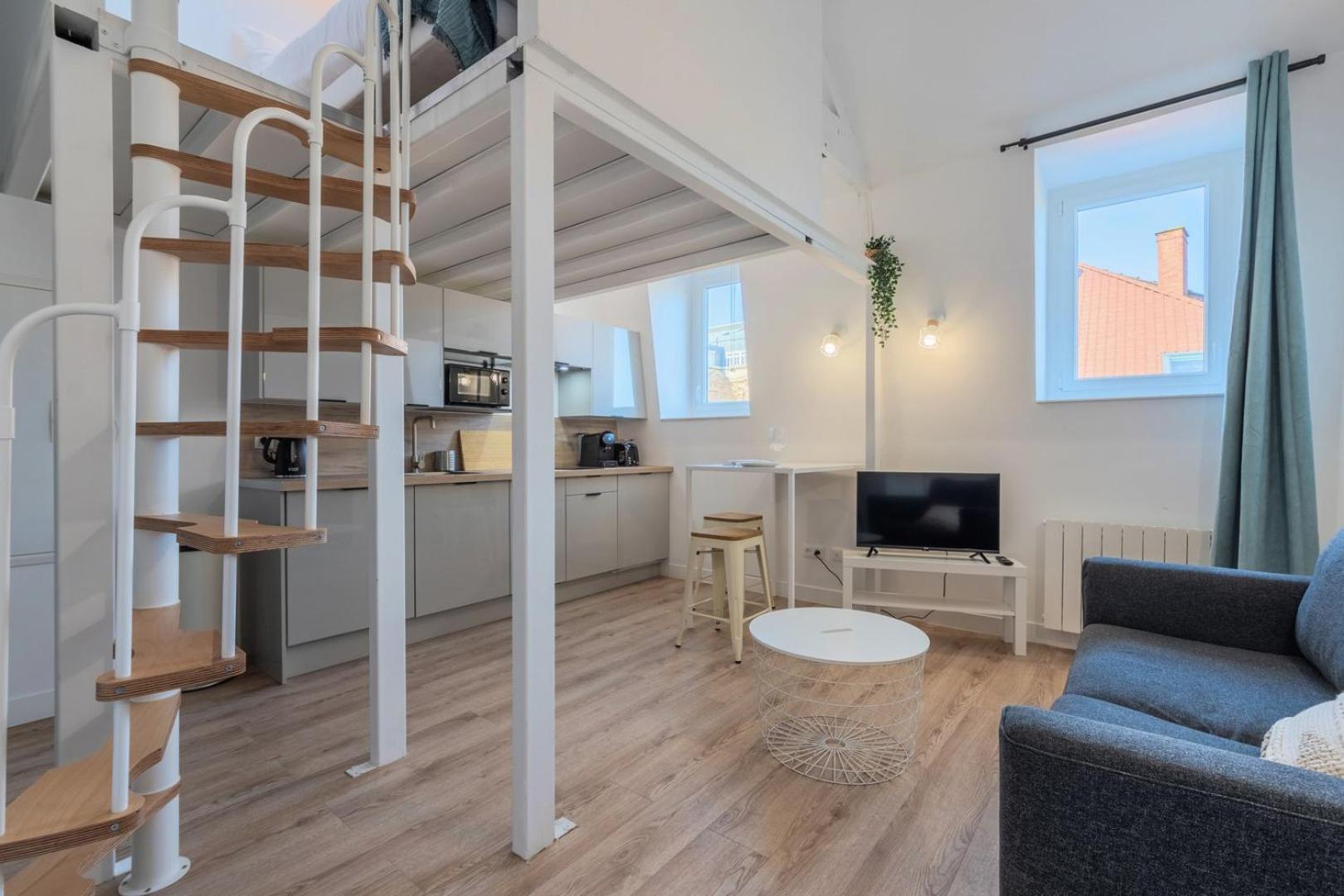 1 Bedroom Duplex Apartment, With Parking 투르쿠앵 외부 사진